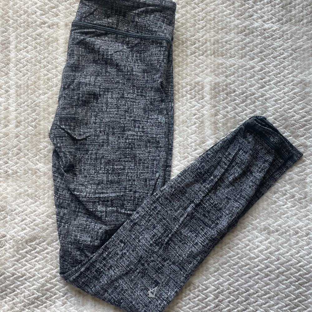 Ivivva Charcoal Textured Leggings